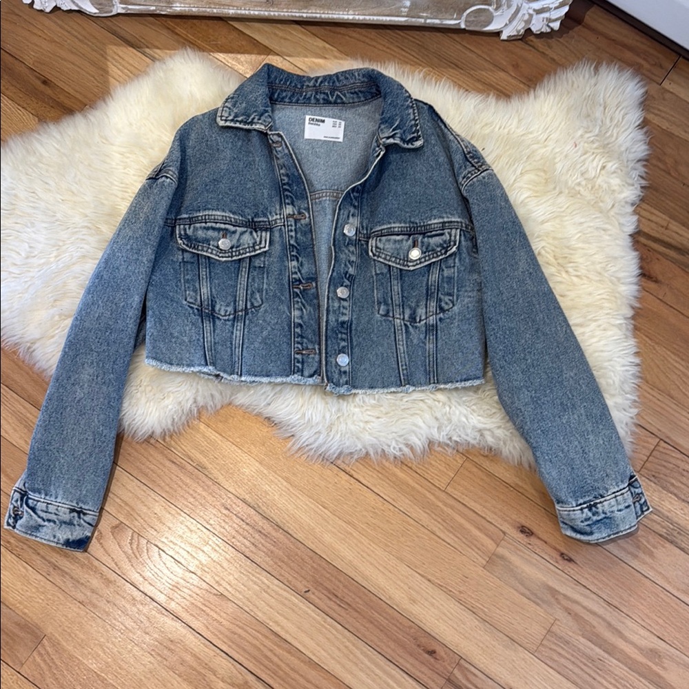Bershka Blue Cropped Jean Jacket